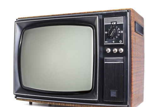 投影能否取代电视？解码家用视听设备的未来格局